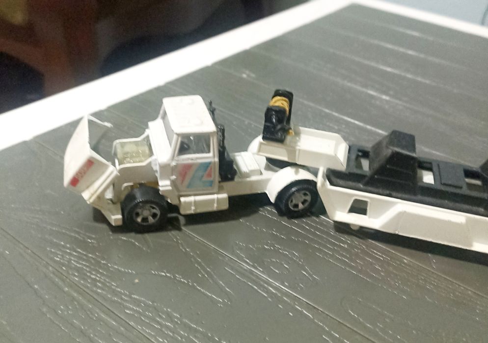 Метална количка  Тир с откачаща платформа  качествена за колекция 40 л