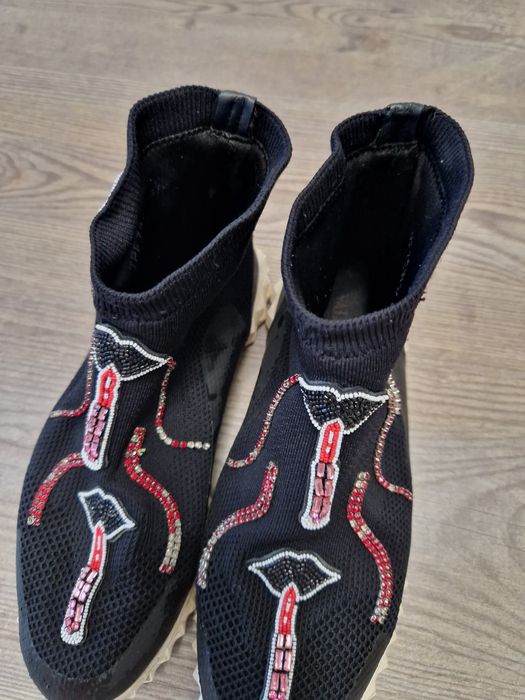 Adidasi Valentino Garvani