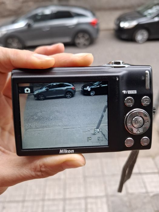 Компактен дигитален фотоапарат NIKON COOLPIX S3000