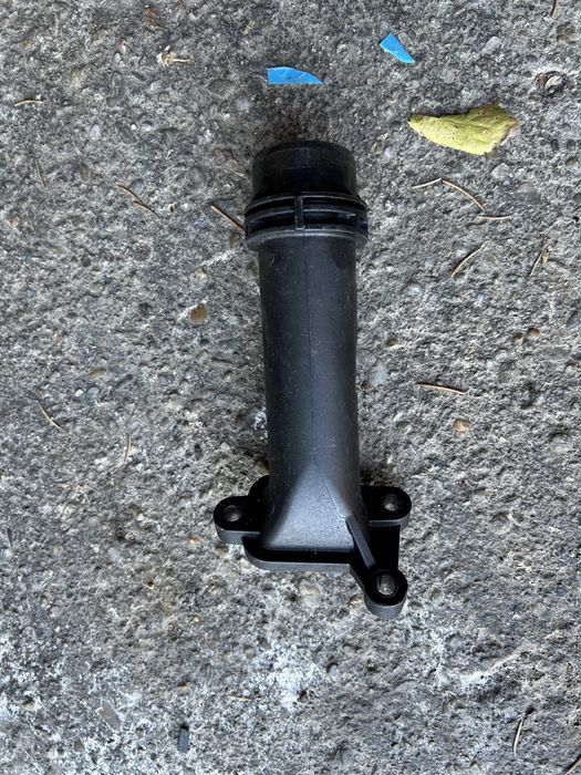 Flansa lichid racire bmw f10 f11 f30 f20 f01 f02 f06 f07 F12 f13