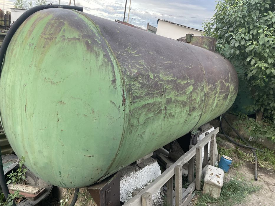 Продается бочка 3,1*1,3*1,3 м