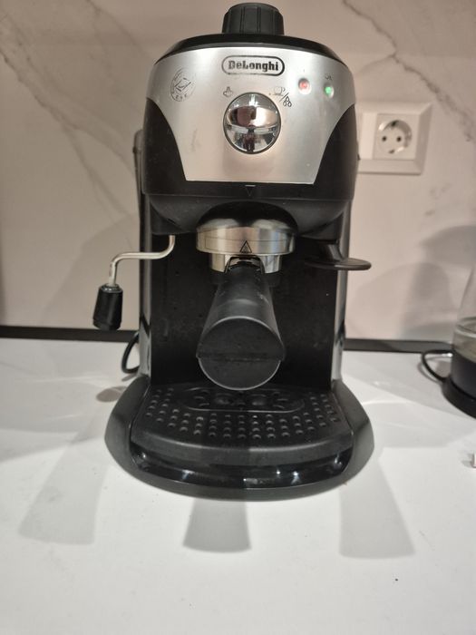 Кафемашина DELONGHI