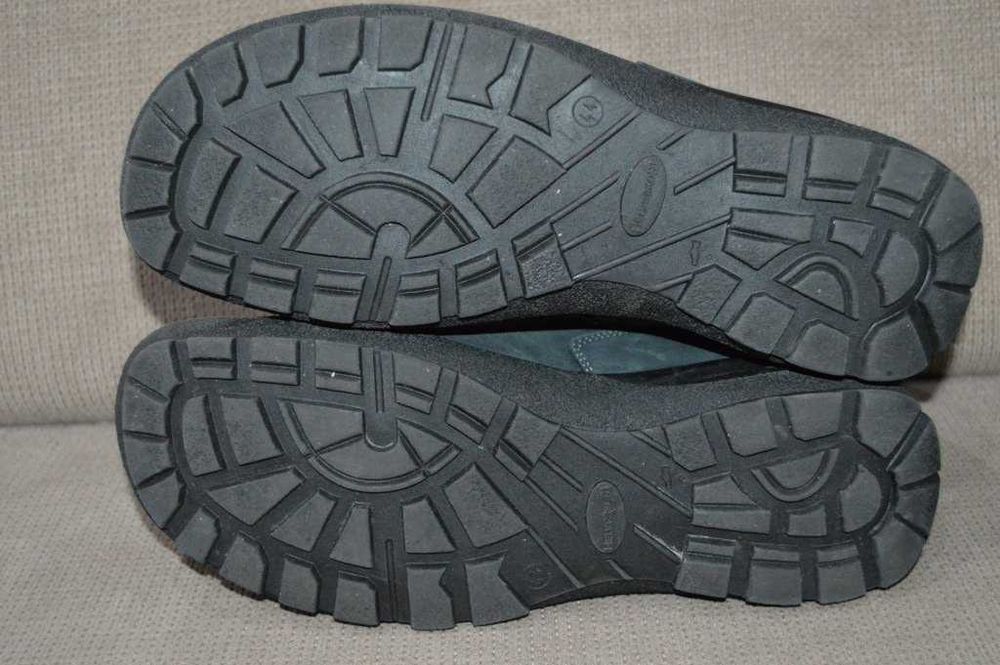 Ghete bocanci piele nubuk HELVESKO 44