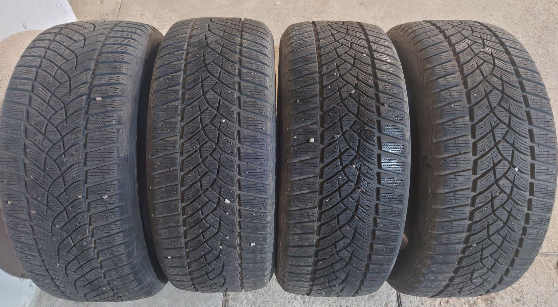 4 бр Зимни Гуми 225/50/17 GoodYear Ultra Grip Performance+