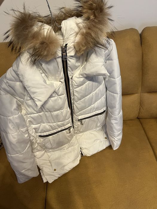 Яке с естествен пух качулка