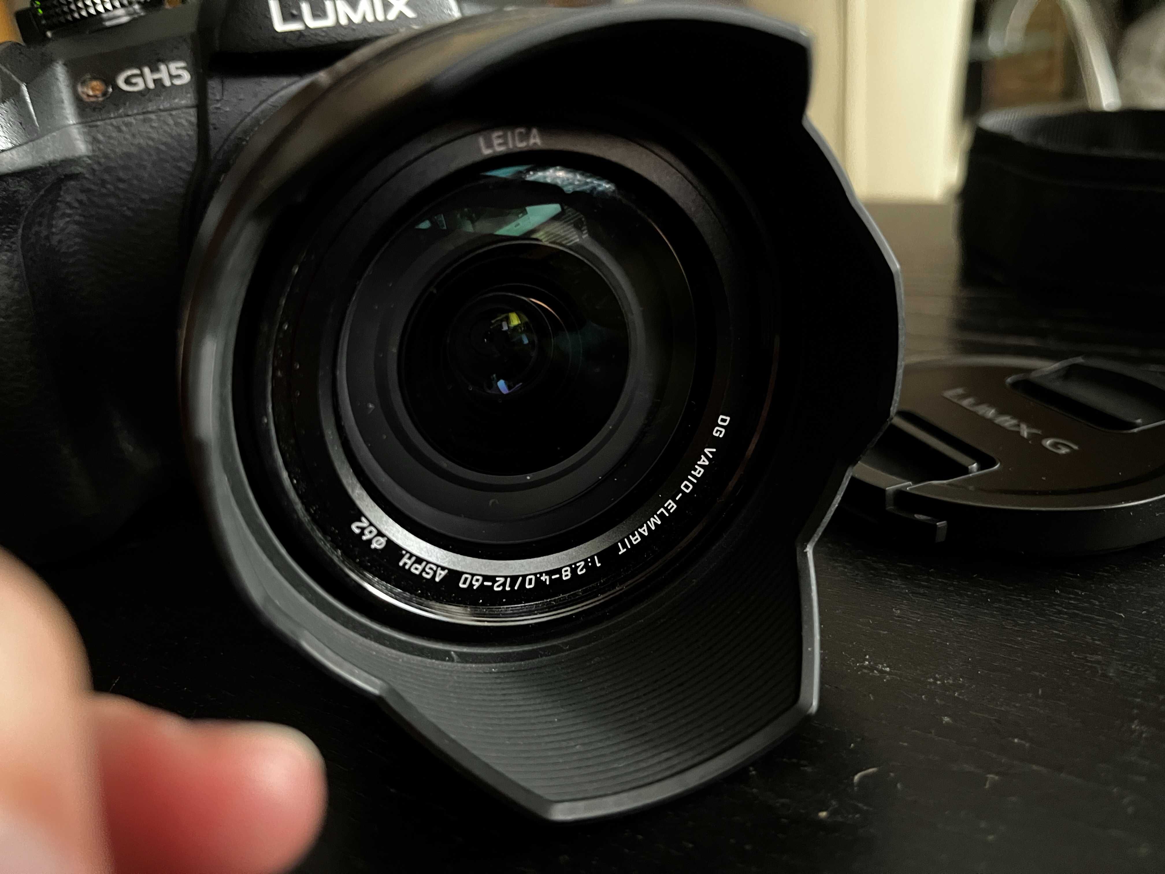 Panasonic Lumix GH5 + Leica 12-60mm f2.8-4.0