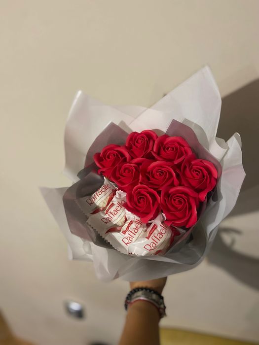 Вечни букети от сапунени рози