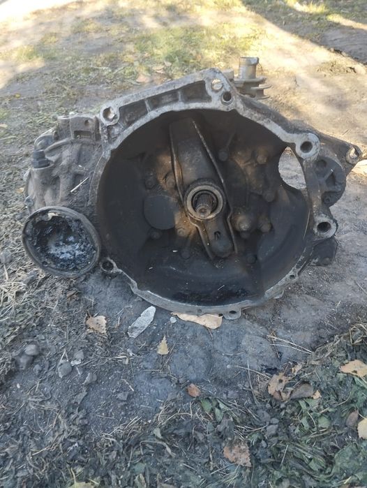 Продам МКП и двигатель Пассат