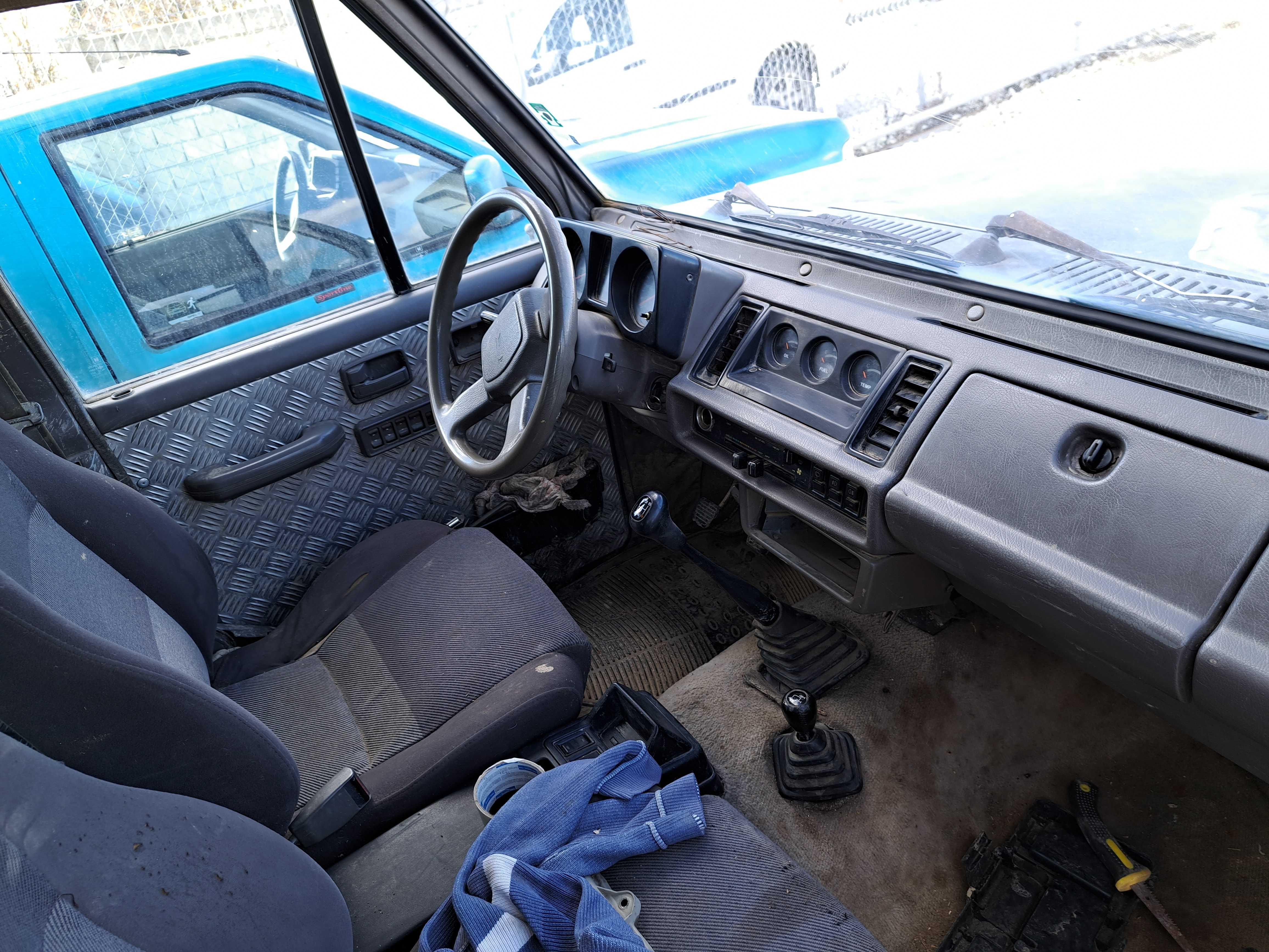 Исузу Тропер Isuzu Trooper 2.6 i НА ЧАСТИ