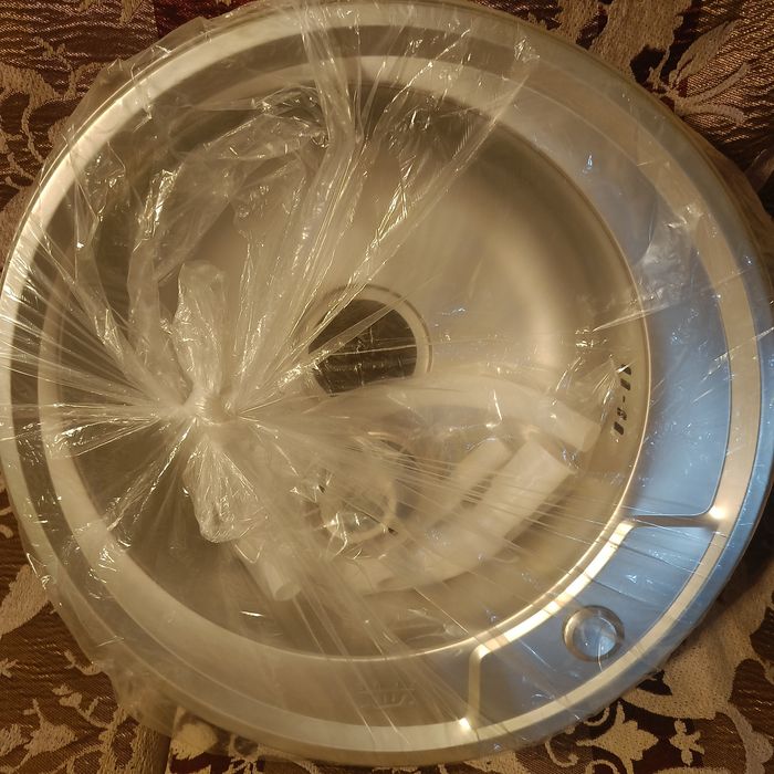 Продам раковину на кухню