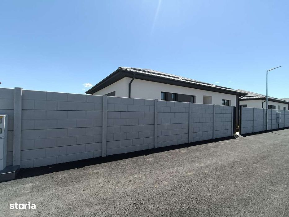 Casa singulara pe parter /  Bragadiru / 4 camere