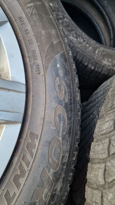215 65 17 Pirelli Seal 4 anvelope iarna ca noi