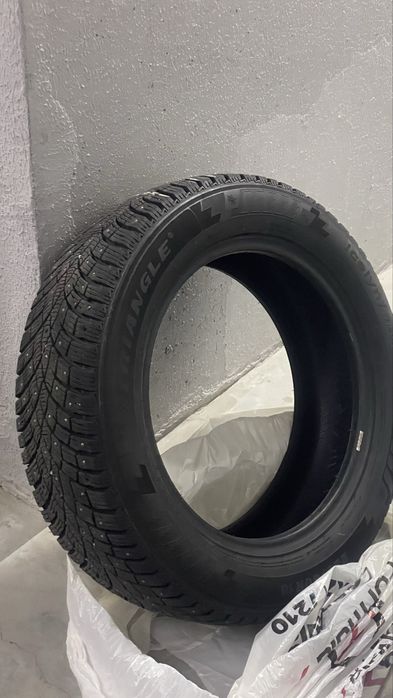 Зимняя ШИПОВАННАЯ резина 225/60 R18