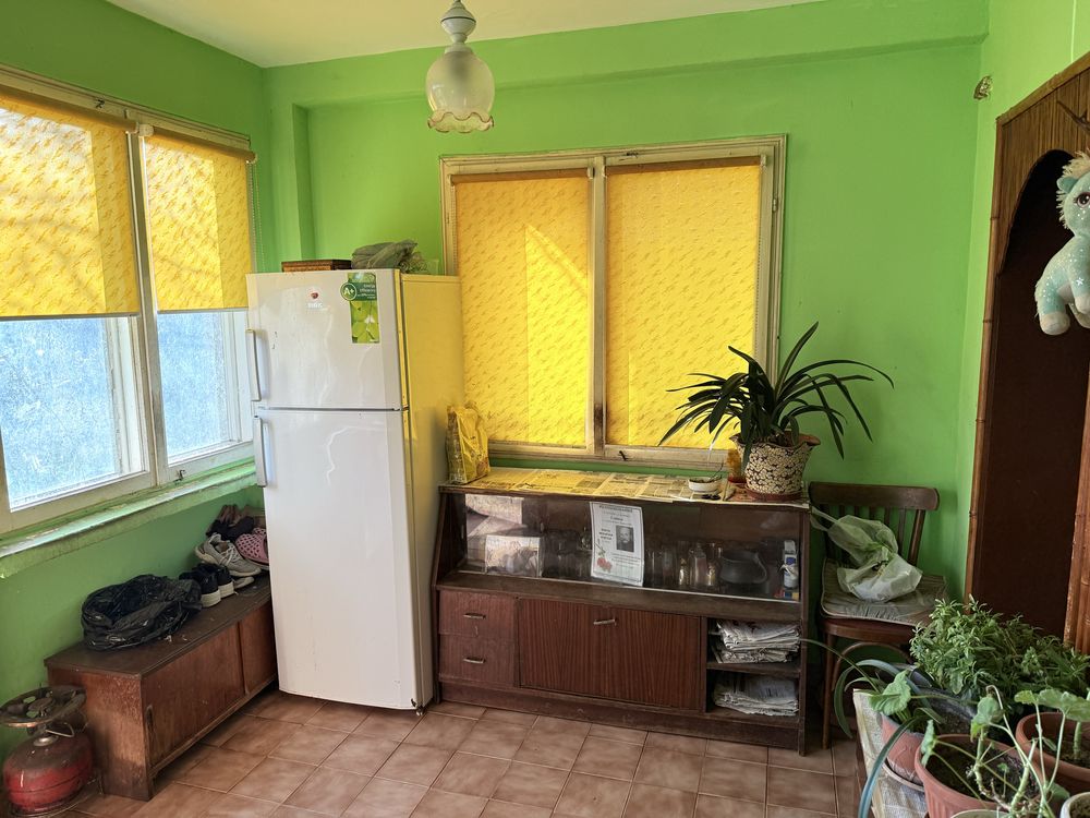 Продавам къща с. Константиново