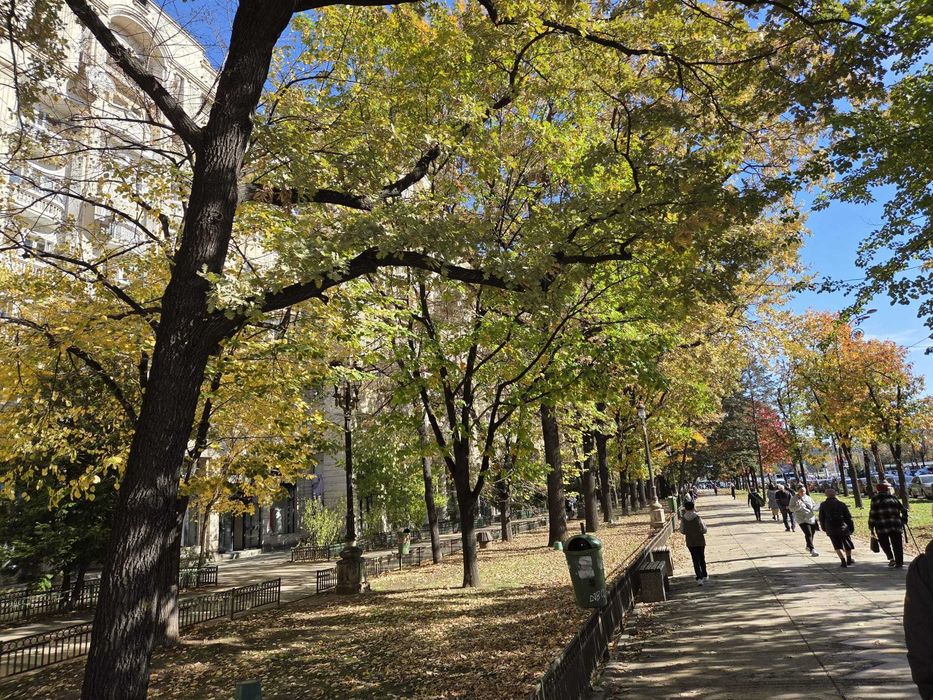 Vanzare ap. 2 cam. -Buc/ Bd. UNIRII - la Fântâni, langa CASA POPORULUI