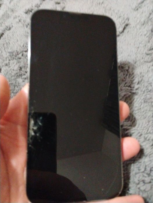 Vând schimb iPhone 13 pro max  150 gb