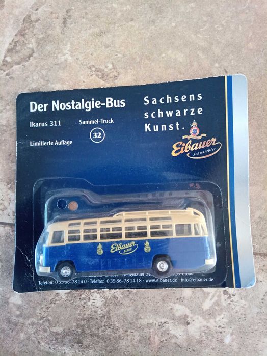 Ретро колекционерски автомобил бус Ikarus 311
