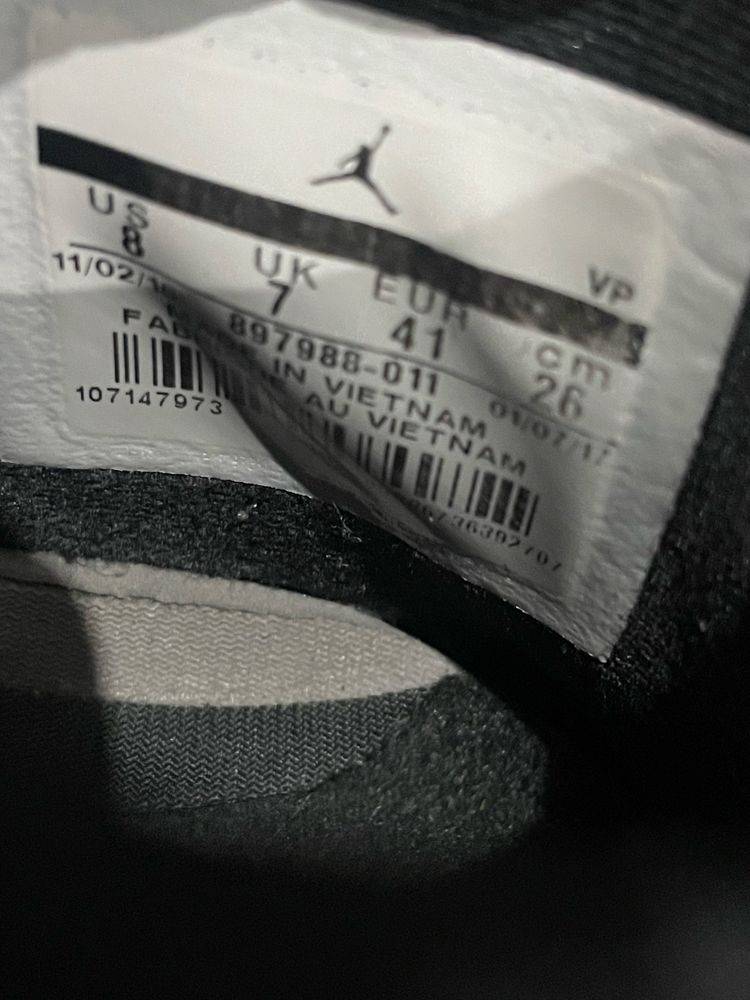 Маратонки Nike Jordan
