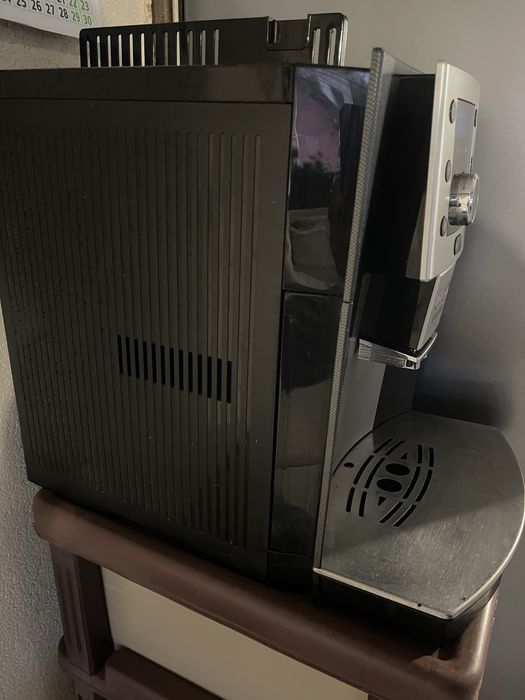 Delonghi perfekta кафемашина робот