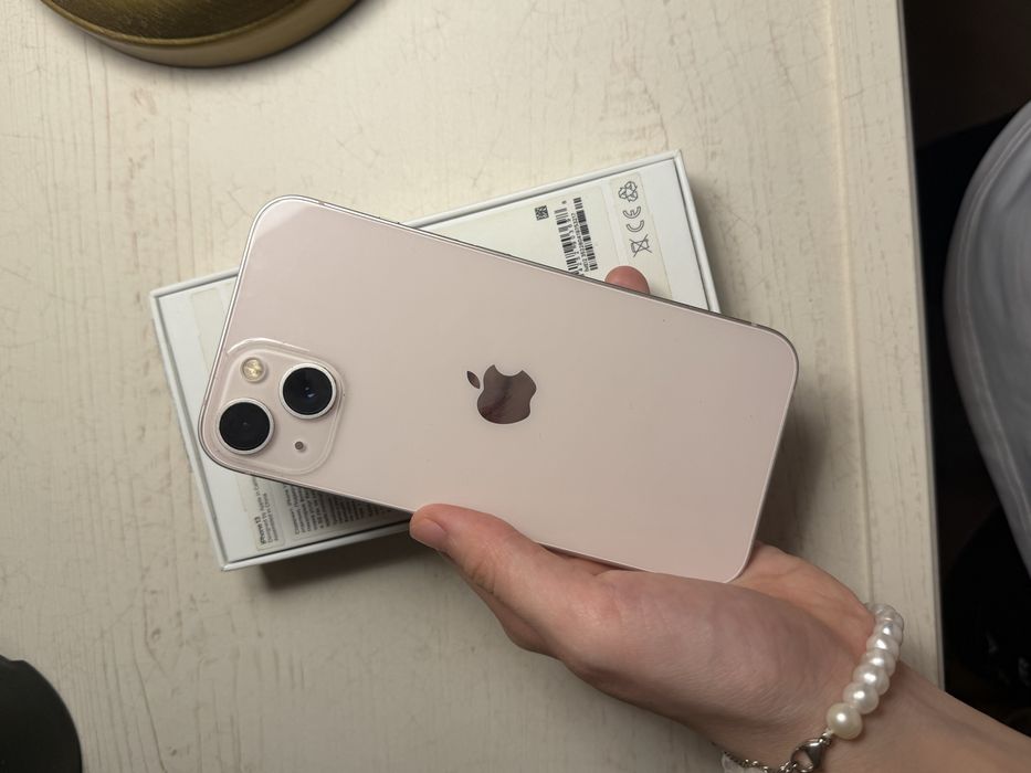 Продам 13 Айфон 128 Гб
