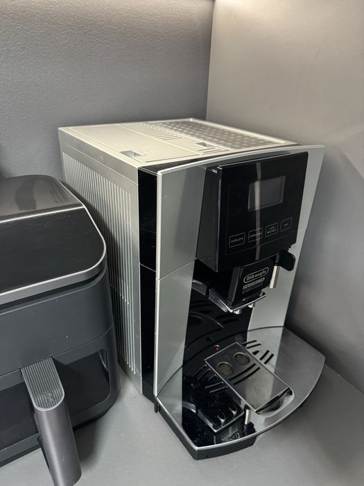 Espressor cafea Delonghi Perfecta Cappuccino Graphic Touch