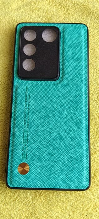 СРОЧНО. Продам чехол для смартфона vivo V27 pro