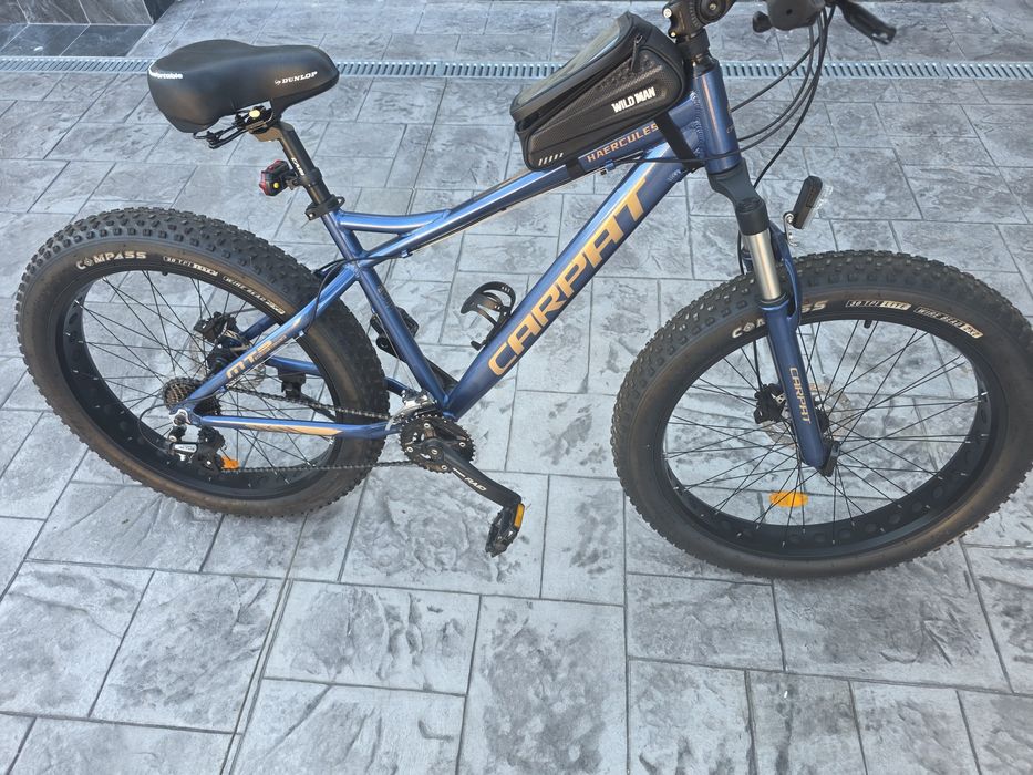 Van bicicleta drumuri grele aproape noua