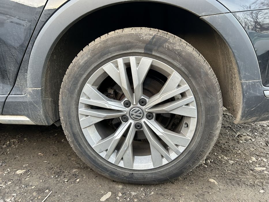 Fuzetă stânga spate Volkswagen Passat B8 Alltrak 4x4 2017