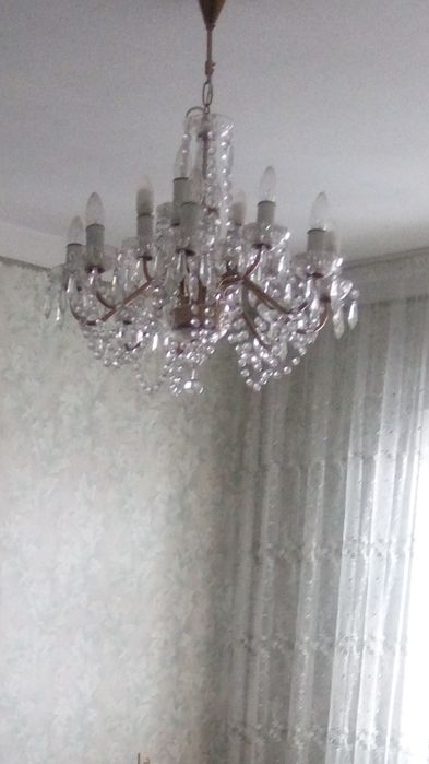 Люстра хрустальный