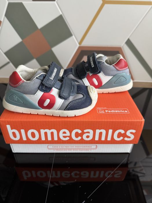 Обувки за прохождане Biomecanics 22