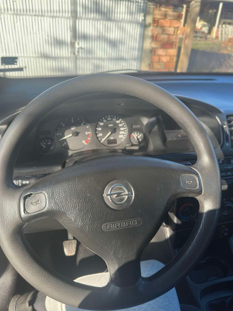 Opel Zafira 2.0 DTI