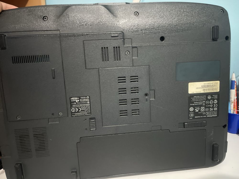 Laptop eMachines E520