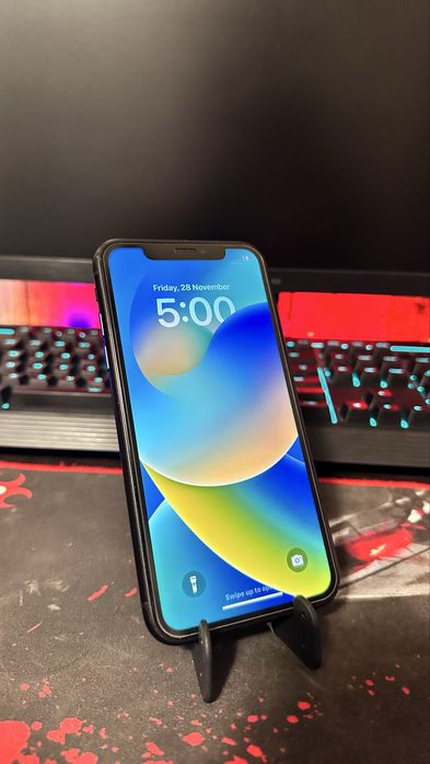 iPhone Xr negru 64Gb