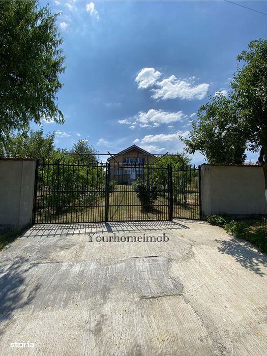 Casa duplex Comuna Bucovăț parter + mansarda