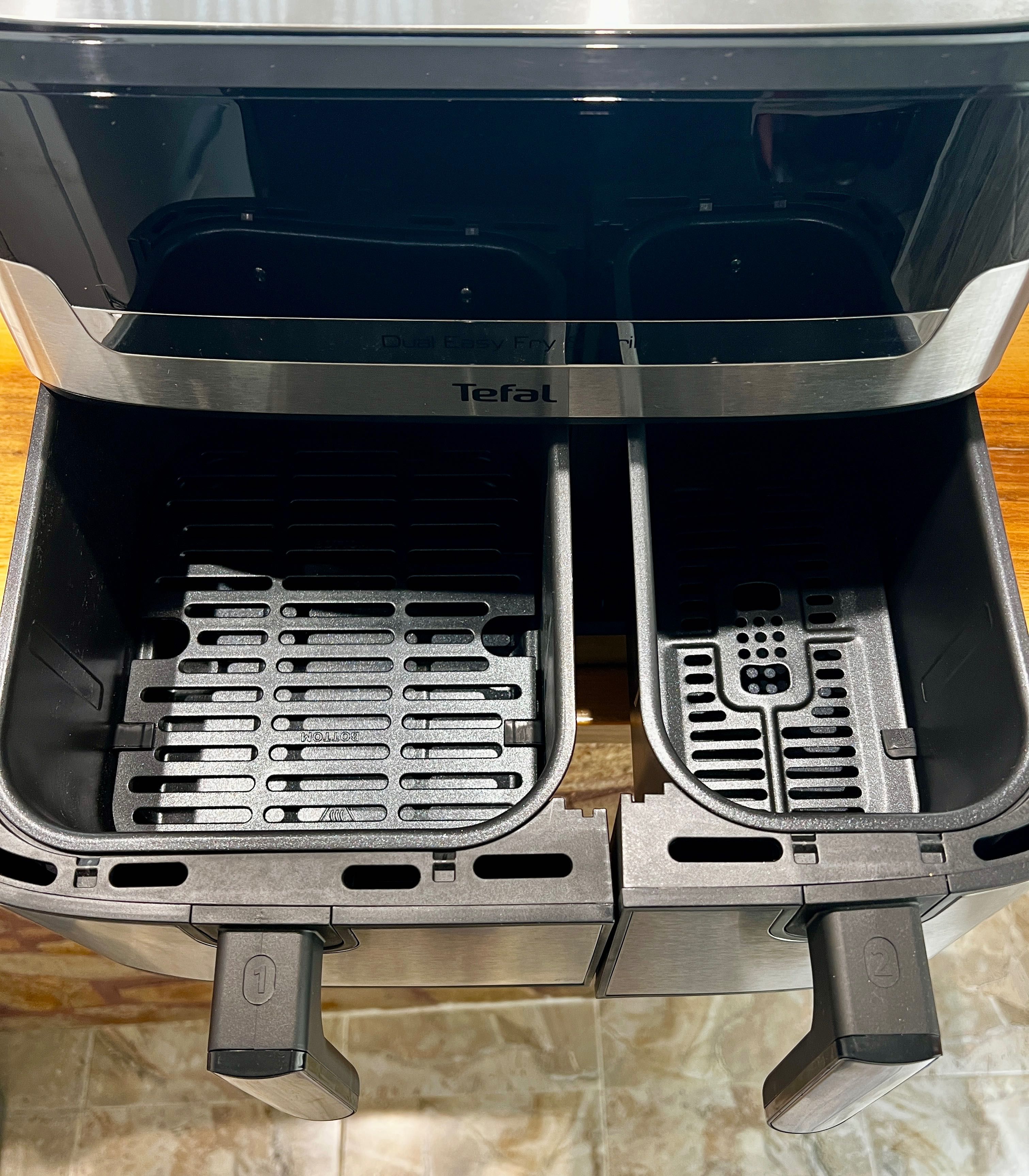 Air Fryer - Tefal Dual Easy Fry and Grill 2700W