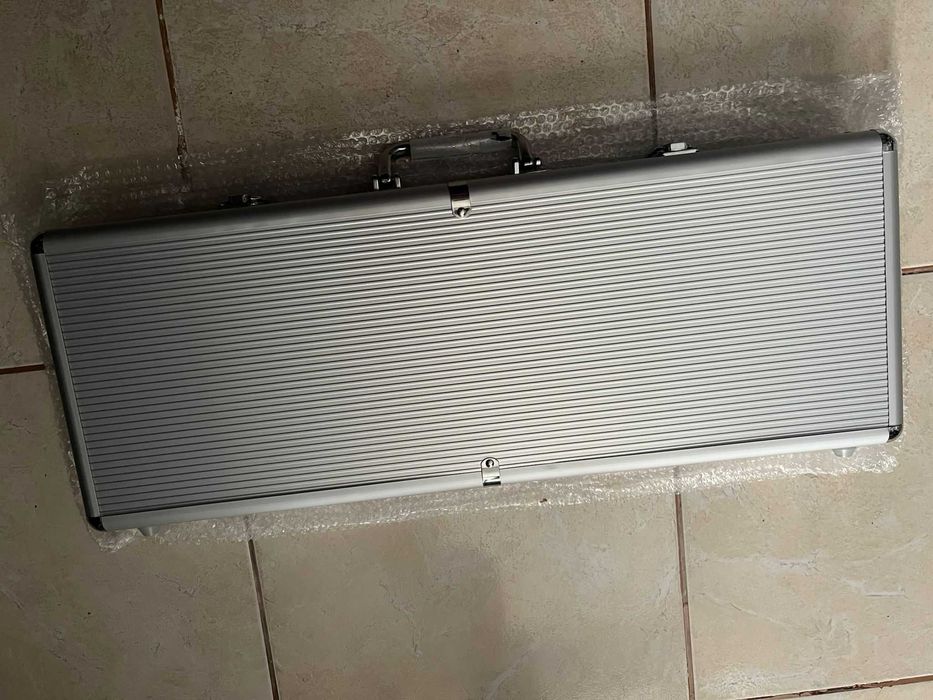 Set poker valiza aluminiu 500 de jetoane