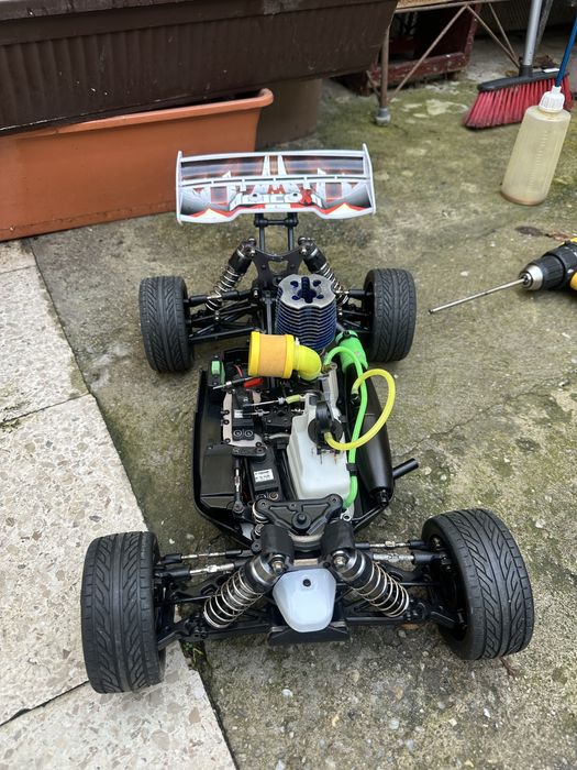 Automodel 1:8 nitro 5,2cc!