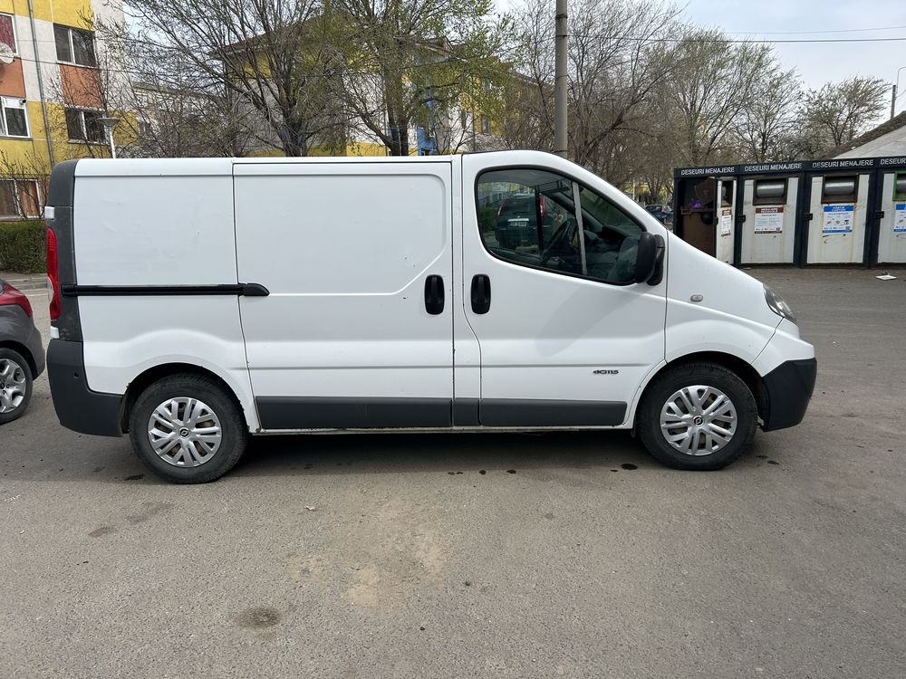 Vand Renault Trafic fabricatie 2012 opel vivaro