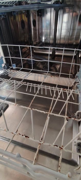 Съдомиялна BEKO - работи, но не измива добре