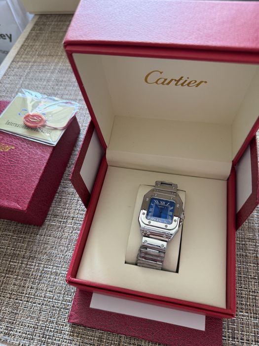 Часовник Cartier Картие