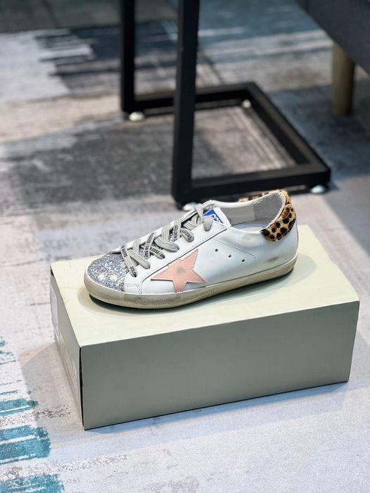 Golden Goose V-Star Pink glitter star / Metallic heel tab