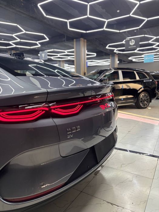 BYD Qin L EV 545 k/m