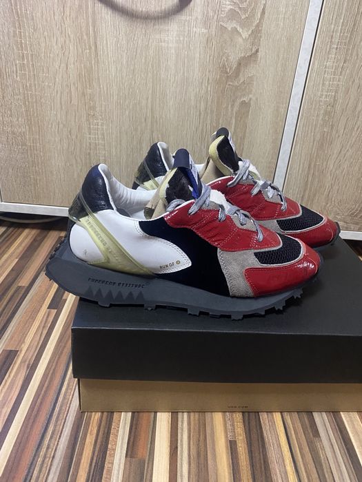 Vand adidasi Run Of sneakers unisex Limited Edition