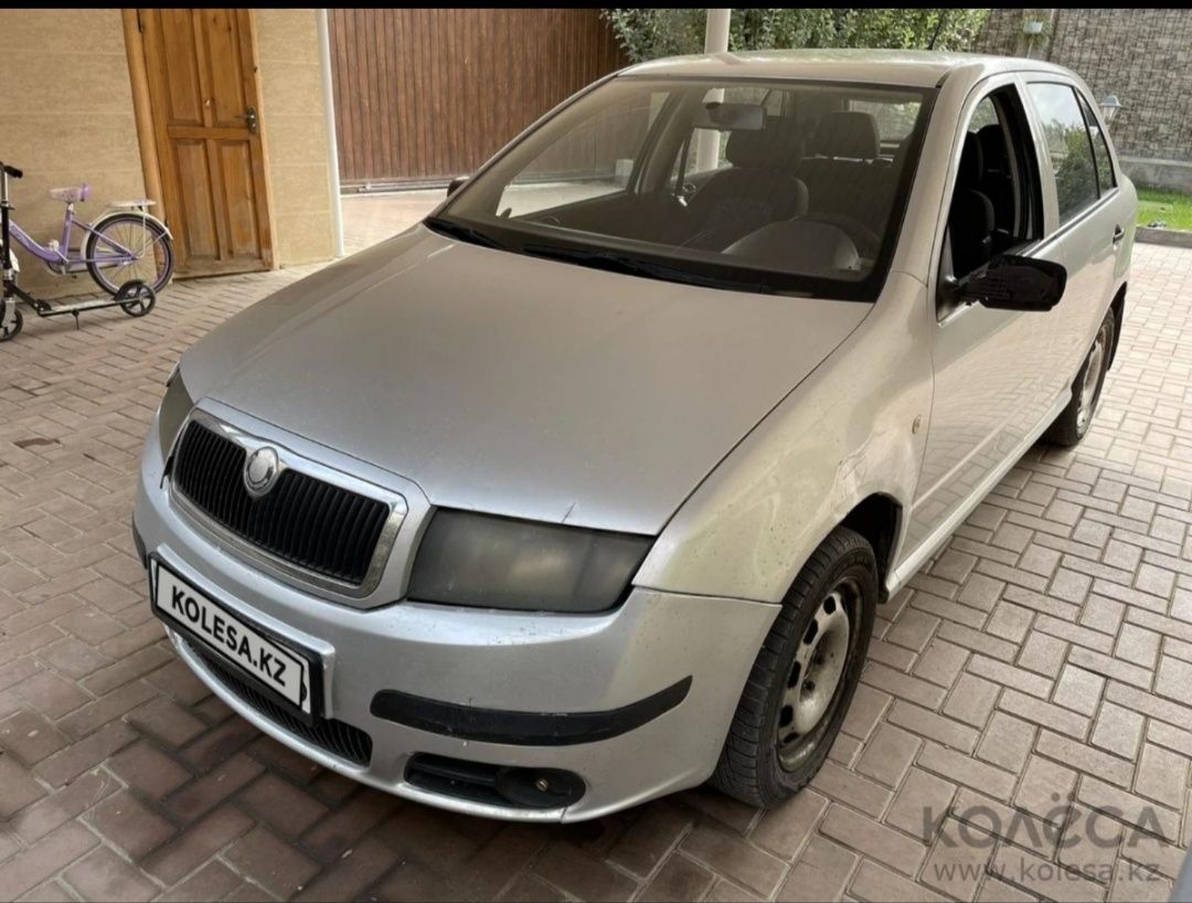 Skoda Фабия 2007