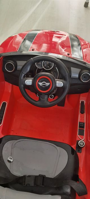 Акумулаторна детска количка Мини Курър