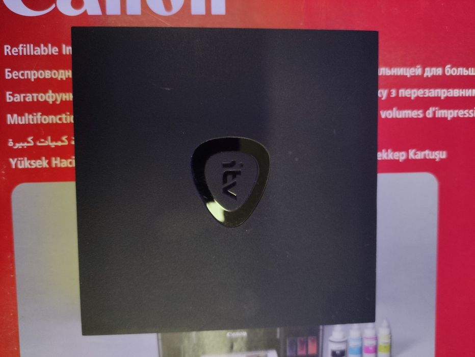 Телевизор Artel 40 придставка itv