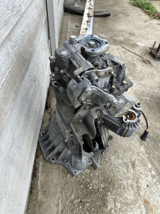 Cutie Viteze Iveco 2.3  5 trepte euro 5