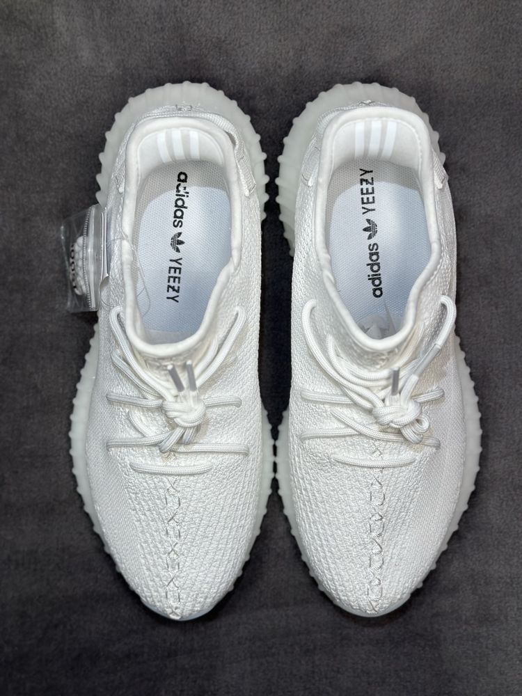 Adidas Yeezy 350 Triple White (CALITATE PREMIUM)