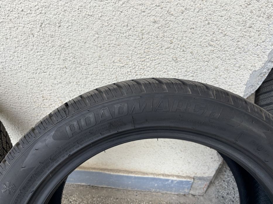 Комплект 4 зимни гуми 245/45 R18 100H XL – като нови, само на 500 км