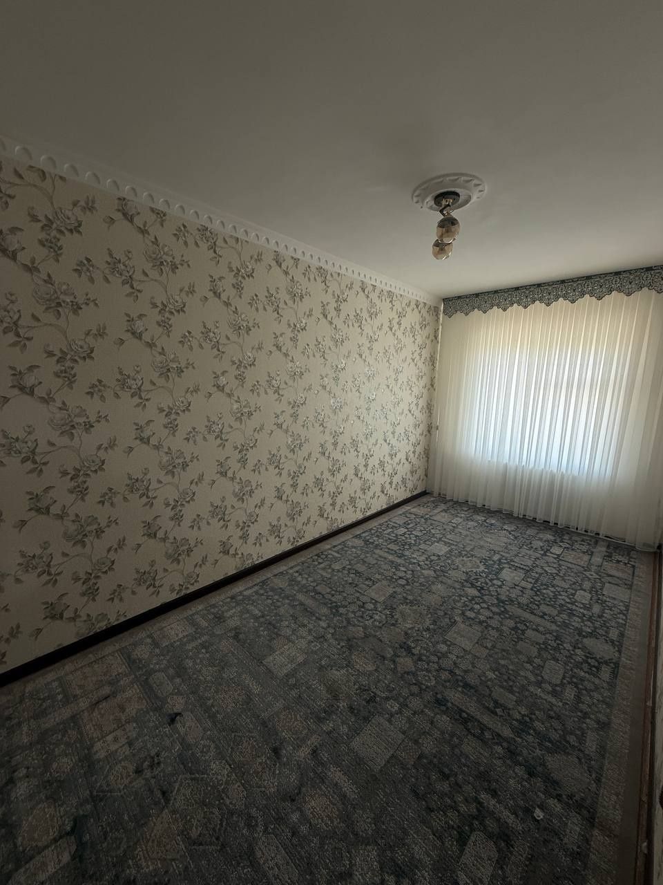 Srochna Sotiladi Sebzor 4 xona 96.700 y.e
